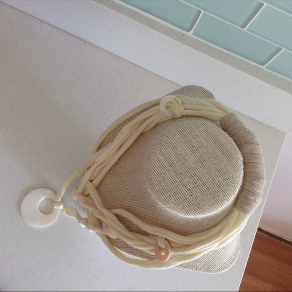 T shirt necklace handmade - Picture 3 of 3